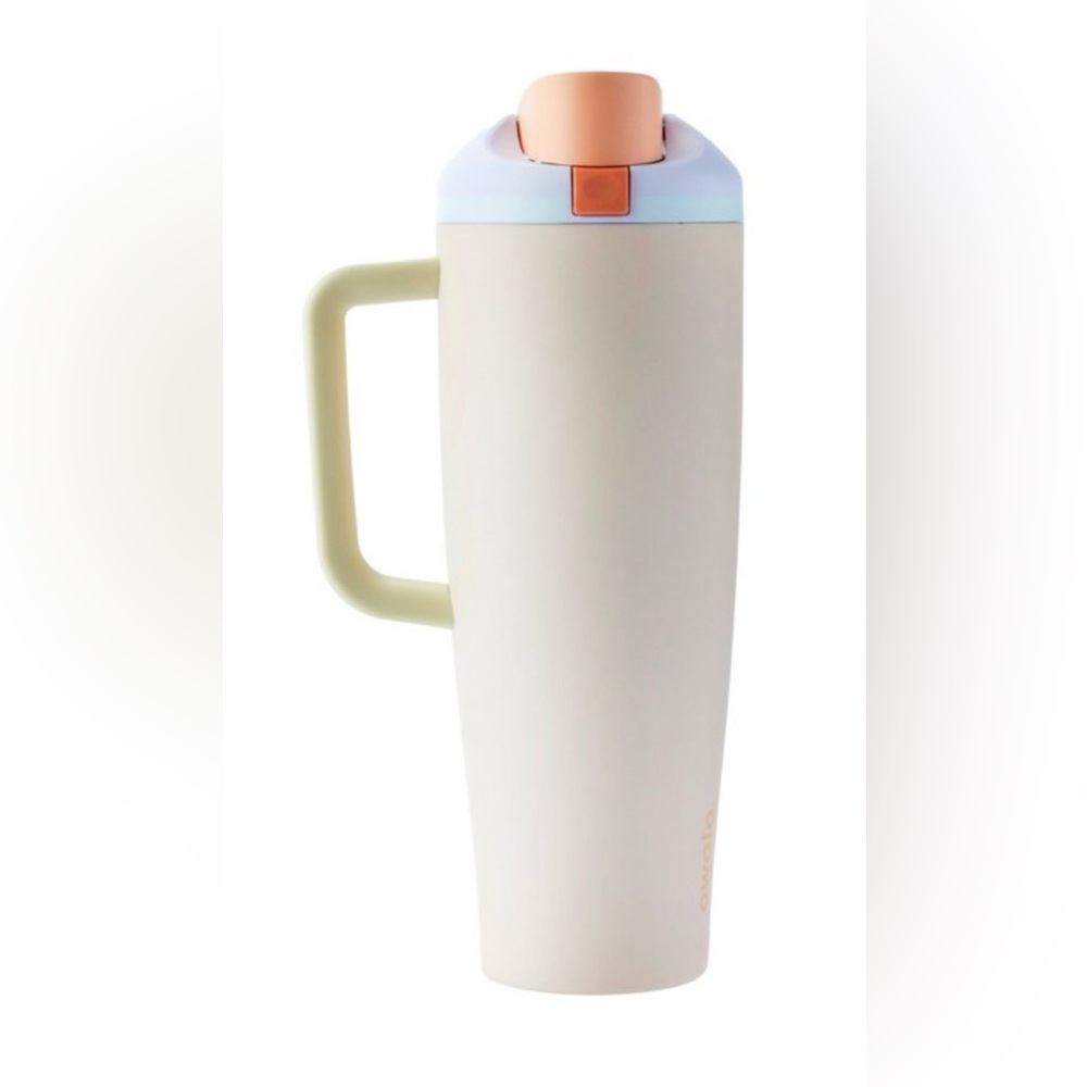 Owala 40oz FreeSip Stainless Steel
Tumbler - Sandy Shores